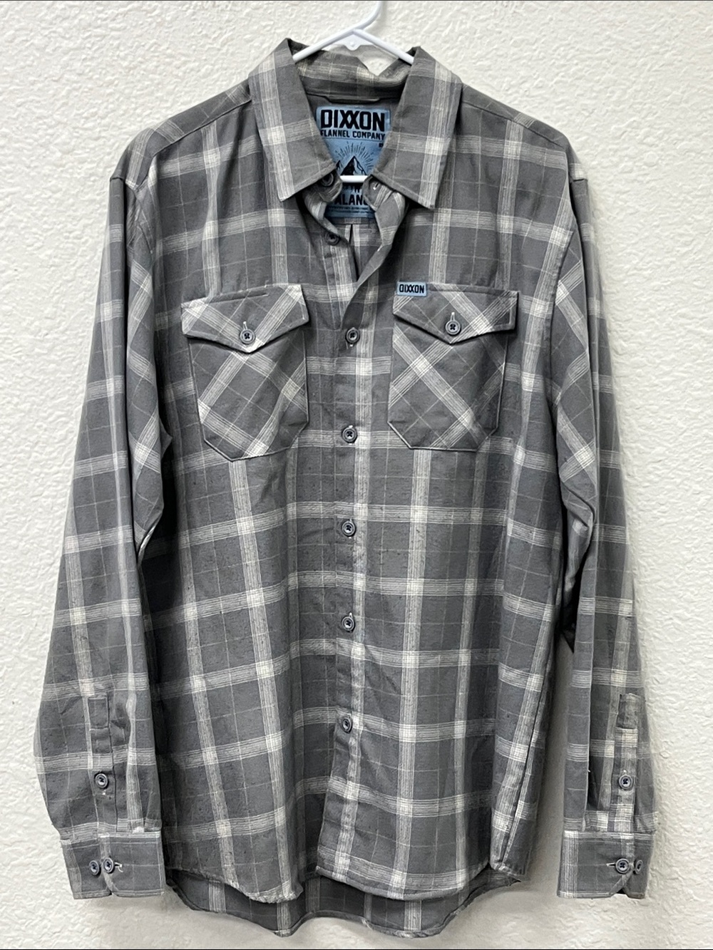 DIXXON “Avalanche” Gray Casual Button Down Flannel Shirt
#1330